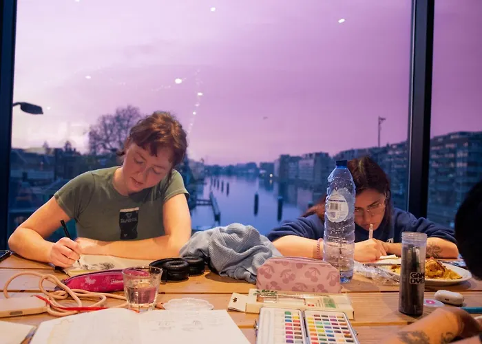 Trip Amsterdam-zaandam 旅馆 *